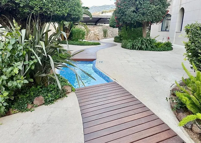 Vilamar 62 By Homeprive *