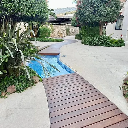 Vilamar 62 By Homeprive *